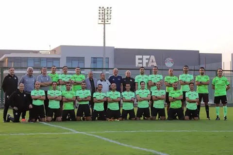 "تدريبات عملية وتحليل الحالات الجدلية".. لجنة الحكام تواصل جهودها قبل العودة